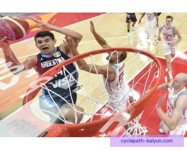 阿根廷队防守体系近期表现稳健，整体组织与协同性持续提升